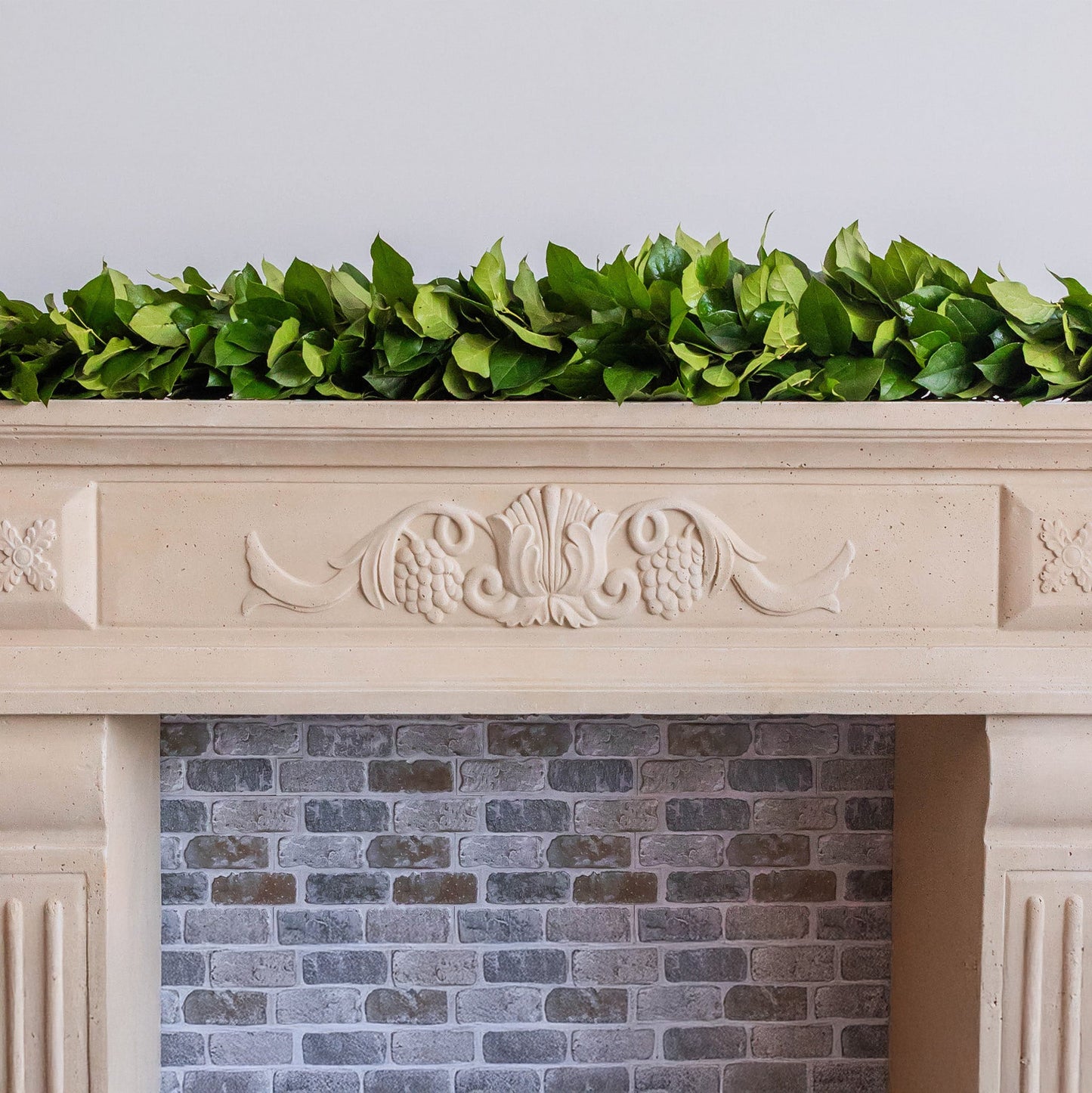 Salal Classic Garland