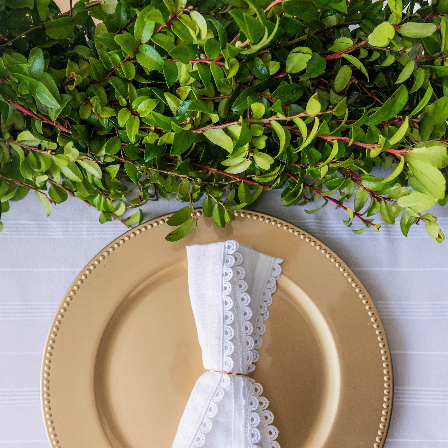 Single Green Huckleberry Garland