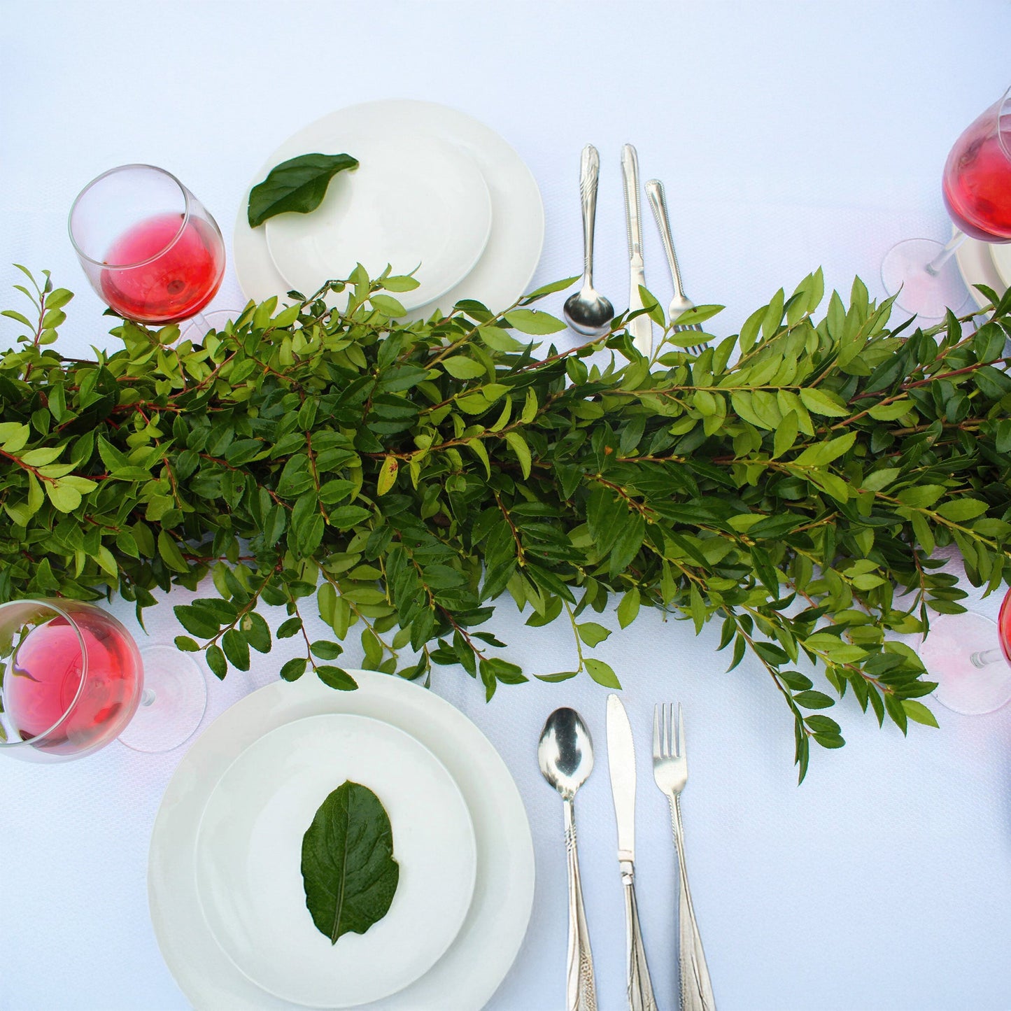 Single Green Huckleberry Garland