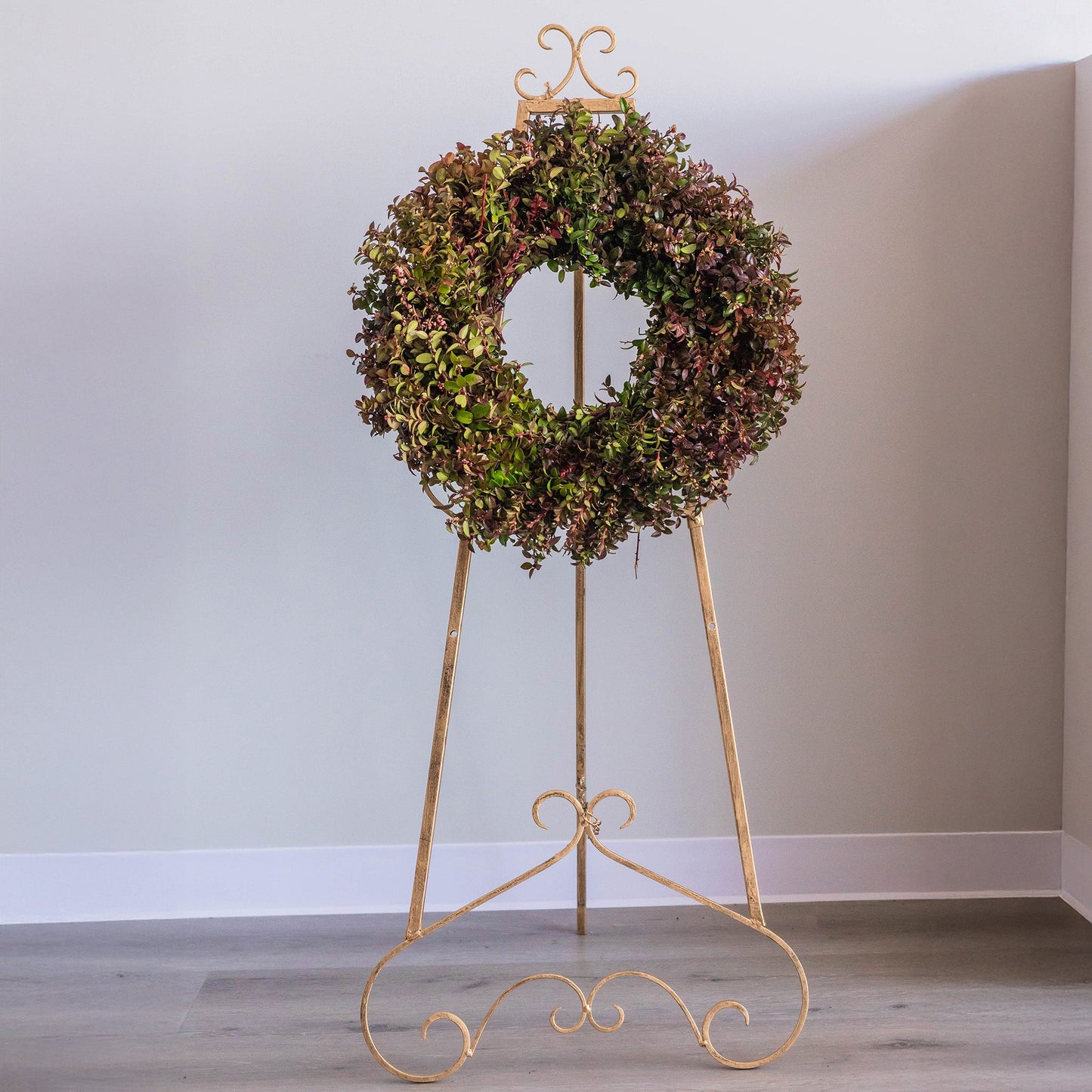 Red Huckleberry Wreath