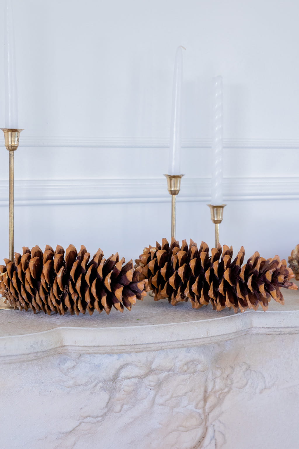 Sugar pine cones 9 to 14 inch wholesale 36 per case for Christmas decor wreath making and natural holiday decoration